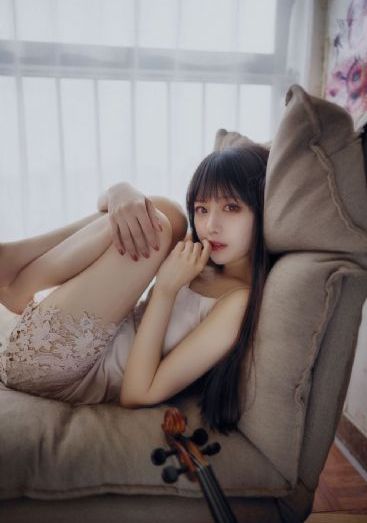 国产免费美女直播_蓝光全集免费播放