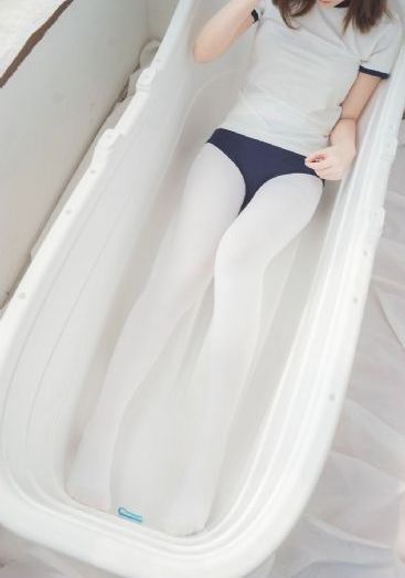 欧美熟女三级电影_720高清在线