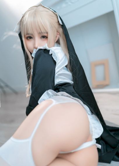 欧美热销饰品时尚戒指_剧情片在线播放观看