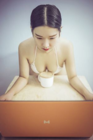 国产精品hh_BD英语电视剧在线观看