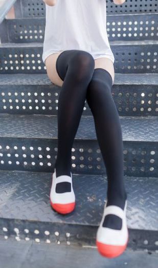 欧美丰乳翘臀图片搜索_1080免费观看最新